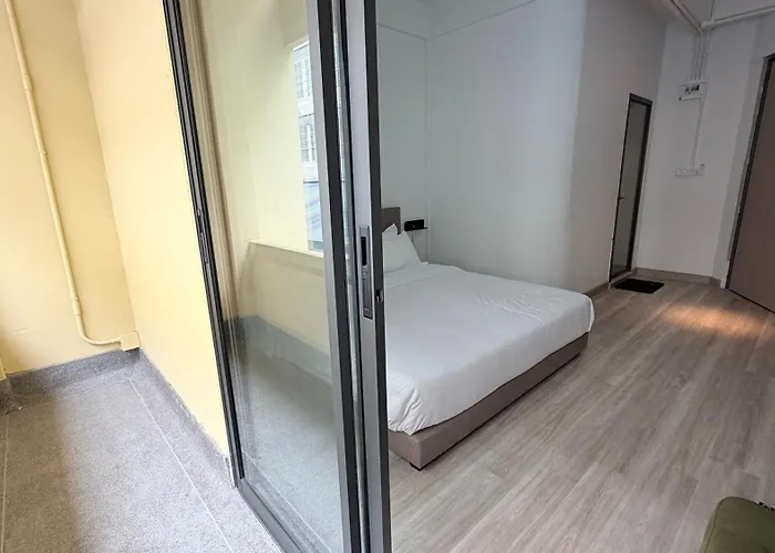 Brown H * Bangkok